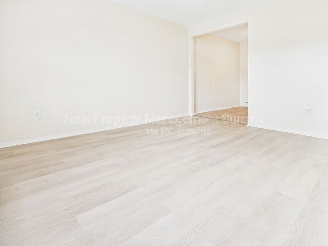 Foto del edificio - 441 Steeles Fort Rd