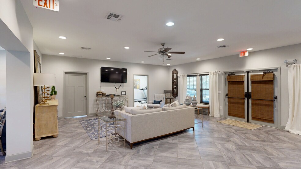 Arbours at Pierce Creek