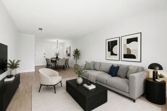 Interior Photo - Locale Lake Monroe