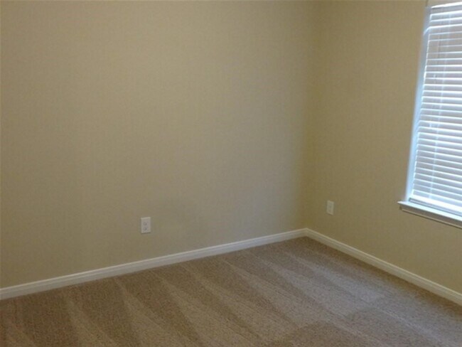 Building Photo - 9422 Ivory Trail Ln
