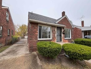 Building Photo - 7795 Heyden