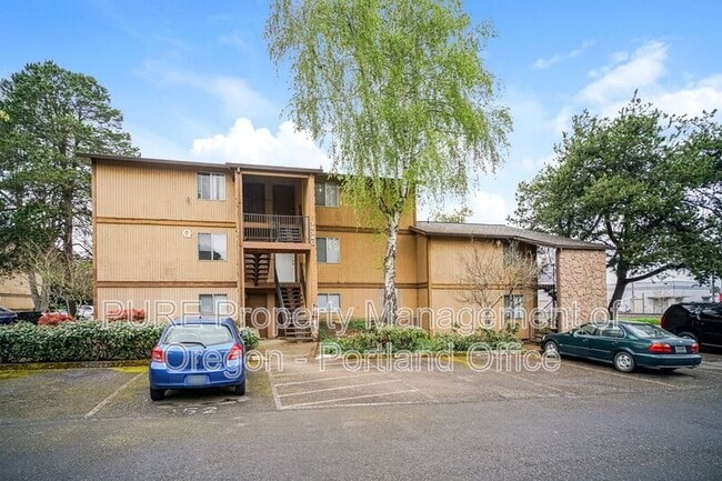 Photo - 14140 NE Sandy Blvd Apartment