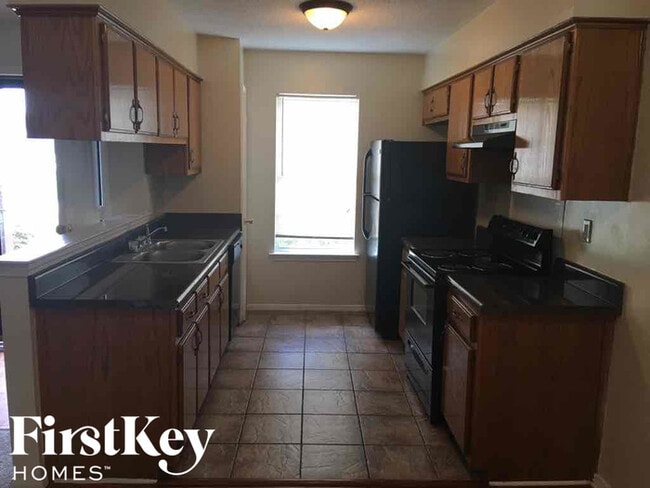 Building Photo - 5802 Ashridge Pl