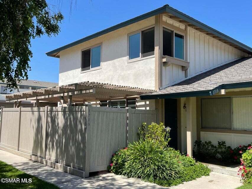 Foto principal - 1713 E Avenida De Las Flores