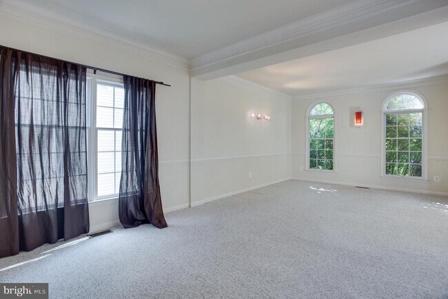 Foto del edificio - 43910 Camellia St