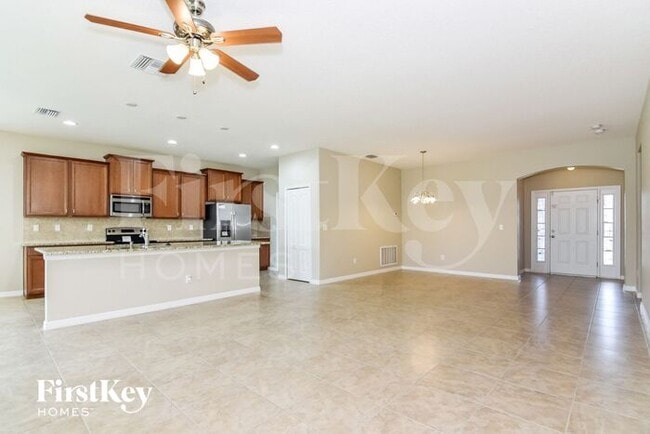 Foto del edificio - 410 Blakely Ct