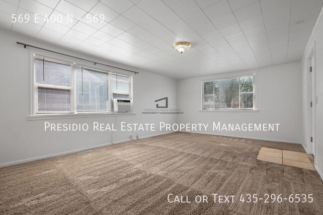 Building Photo - 569 E 400 N
