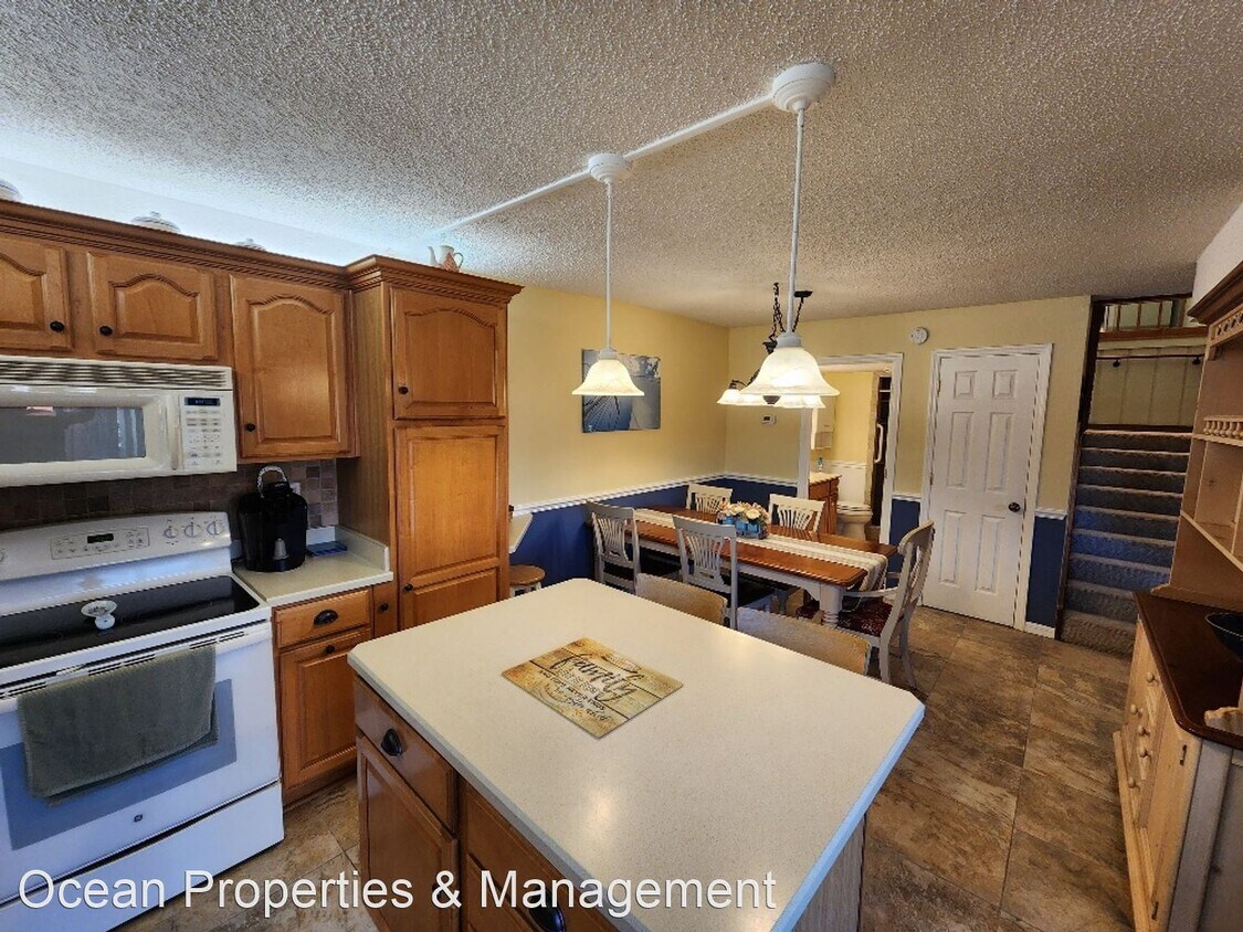 Primary Photo - 3 br, 3 bath House - 144 Cedar Dunes Dr. c...