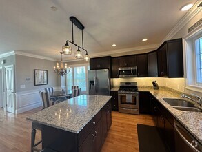 Building Photo - 26 Acadia Ln