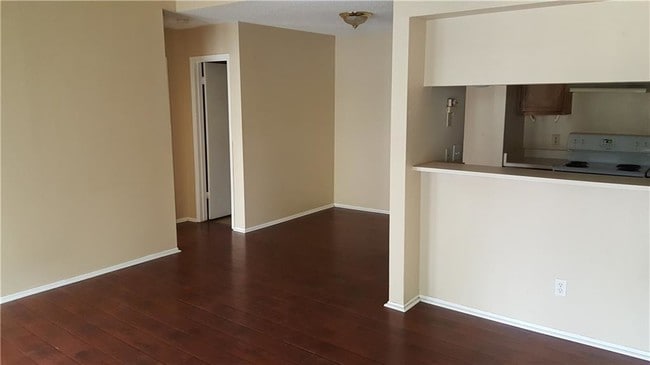 Building Photo - 6217 Wilderock Dr