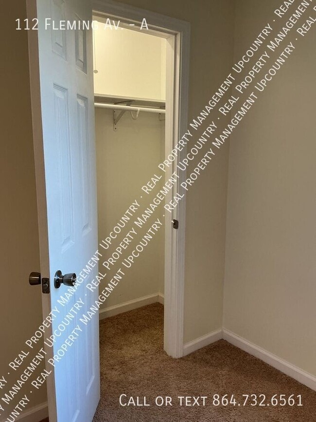 Building Photo - 112 Fleming Ave