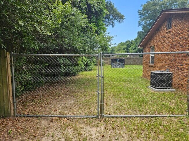 Foto del edificio - 4 bedroom newly remodeled Milton Home