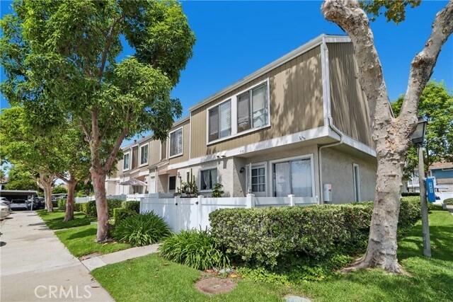 Foto del edificio - 73 Bentwood Ln