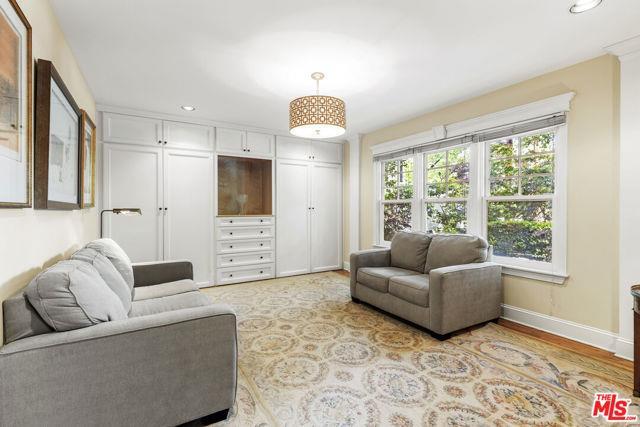 Foto principal - 1600 Hillside Dr