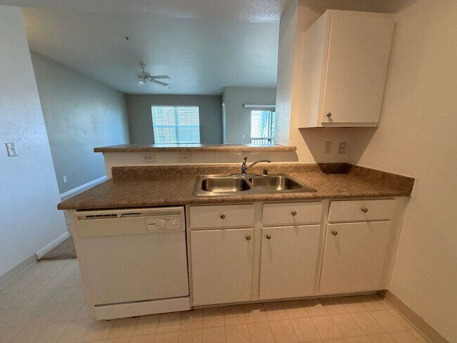 Foto del edificio - 12918 Ironstone Way
