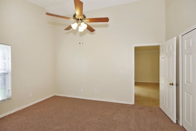 Building Photo - 11400 Kenley Cir