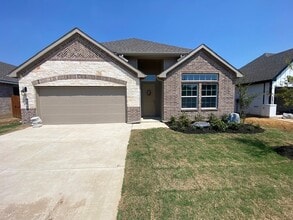 Building Photo - 2705 Starling St