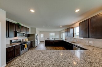 Building Photo - 5639 Brooklyn Rose Dr