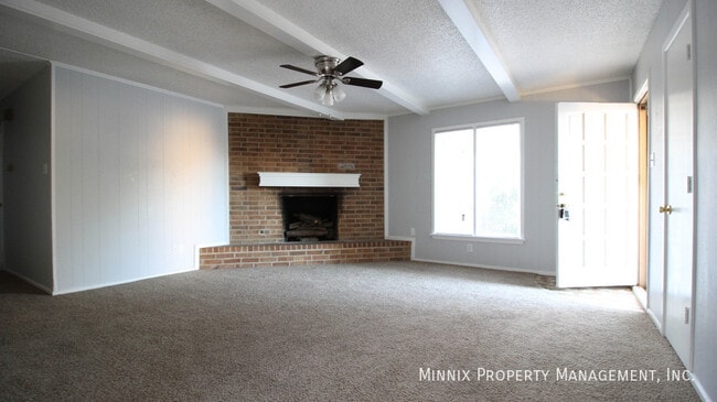 Building Photo - 7908 Aberdeen Ave