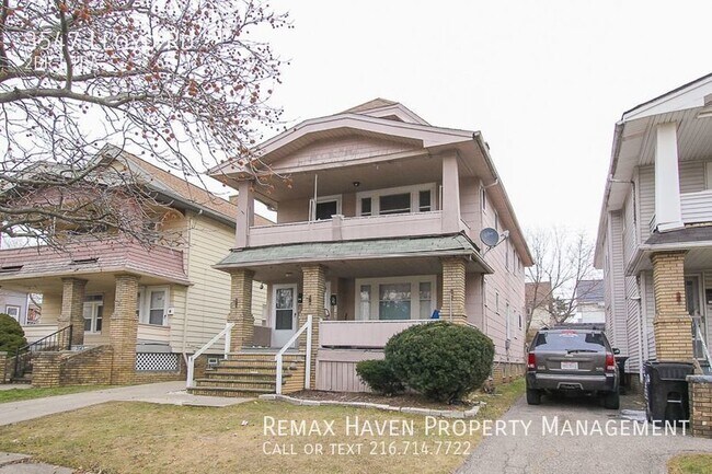 Building Photo - 3547 Lloyd Rd UP, Cleveland - Amazing 2 Be...