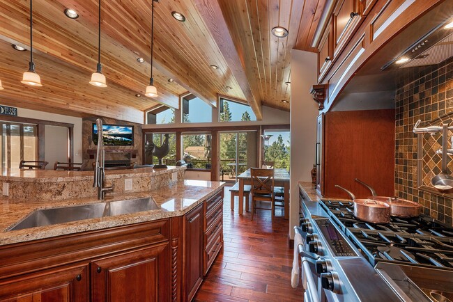 Building Photo - Gorgeous Zephyr Cove home