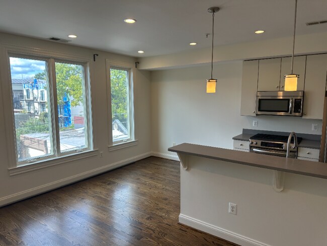 Foto del edificio - 2714 Ontario Rd NW
