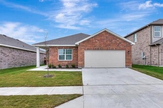 Building Photo - 1617 Escondido Dr