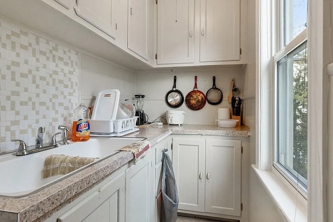 Foto del edificio - 11 Mars St