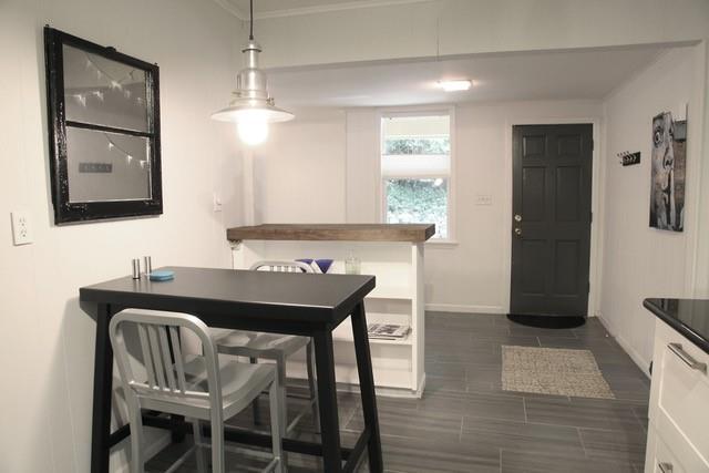 Foto del edificio - 1932 Lebanon Dr NE