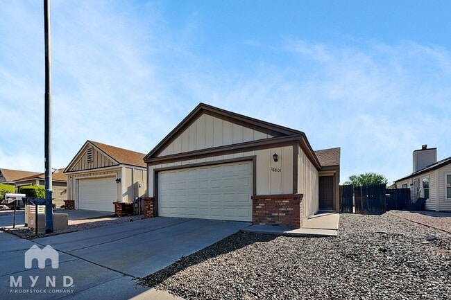 Building Photo - 18801 N 33rd Dr