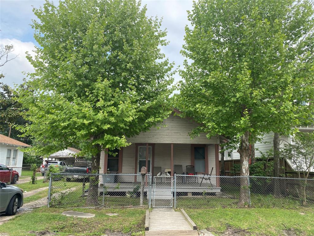 Foto principal - 702 Tabor St
