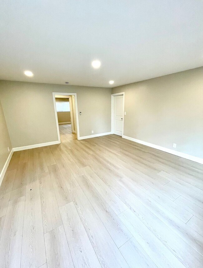 Foto del edificio - 1360 Springfield St