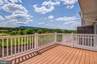 Building Photo - 110 Sophie St