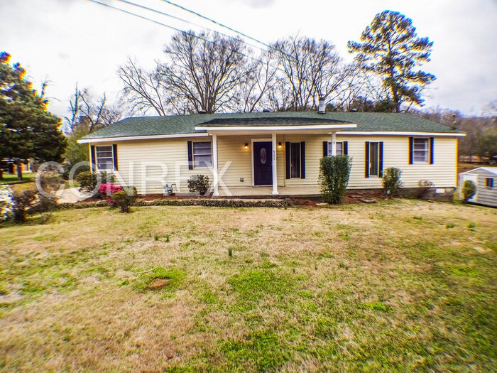 Foto principal - 909 Snow Dr