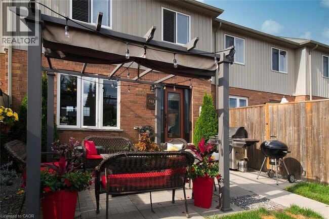 Photo du bâtiment - 511 Victoria Rd N