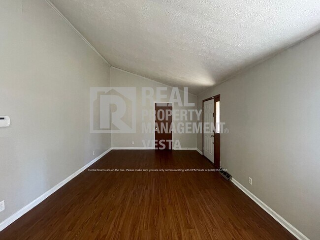 Foto del edificio - 1550 N Atwood Dr