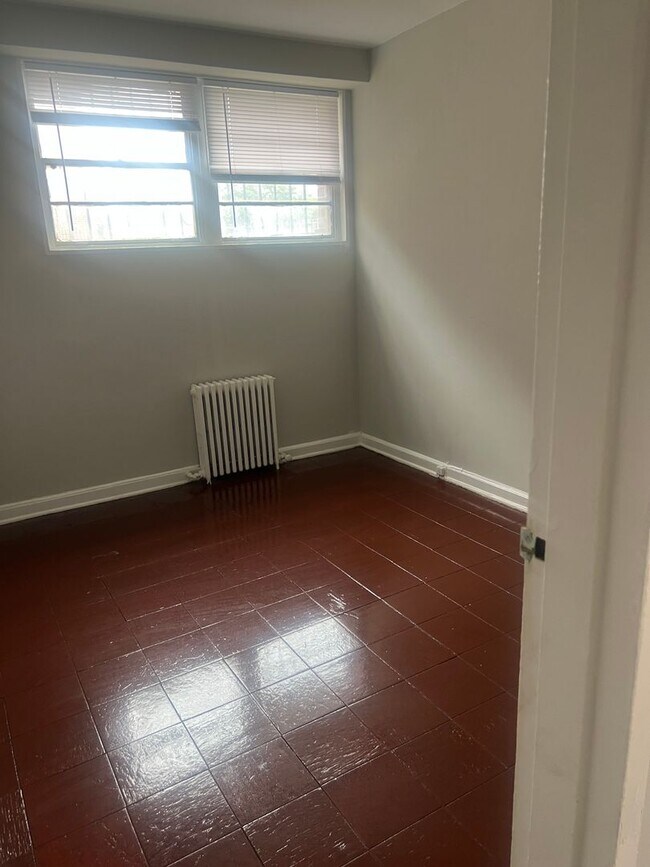 Foto del edificio - 3318 East Capitol St NE