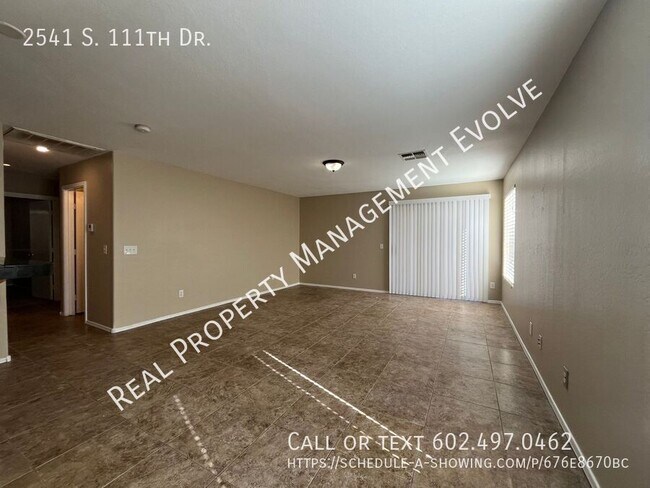 Foto del edificio - Avondale Home With Amenities & Brand-New C...