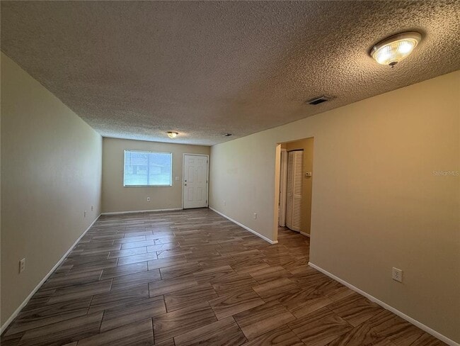 Building Photo - 2744 Botts Landing Rd