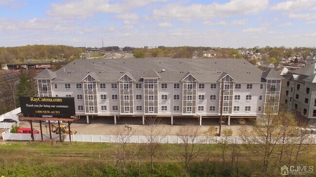 Foto del edificio - 175 Quincy Ct