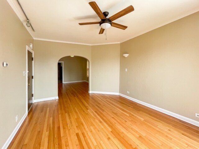 Foto del edificio - 1436 W Montrose Ave