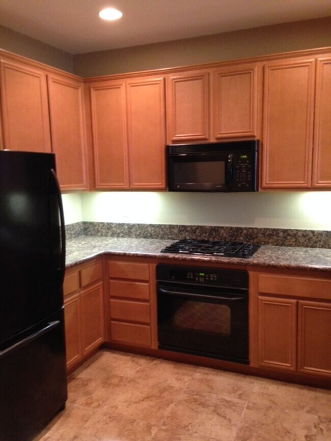 Foto del edificio - 40211 Rosewell Ct