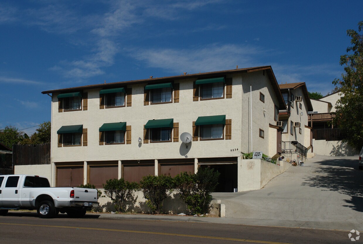 Primary Photo - 9934 San Juan St