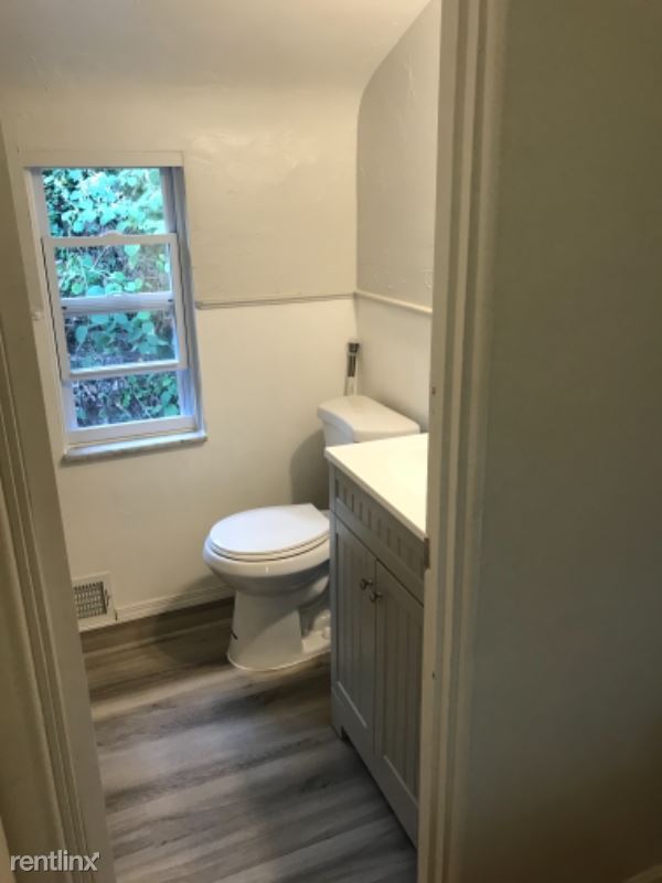 107 Lucinda Dr, Turtle Creek, PA 15145 Townhome Rentals in Turtle