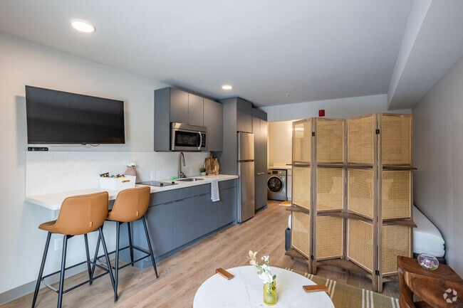 Studio - Meadow - 258SF - Living Area - Oslo