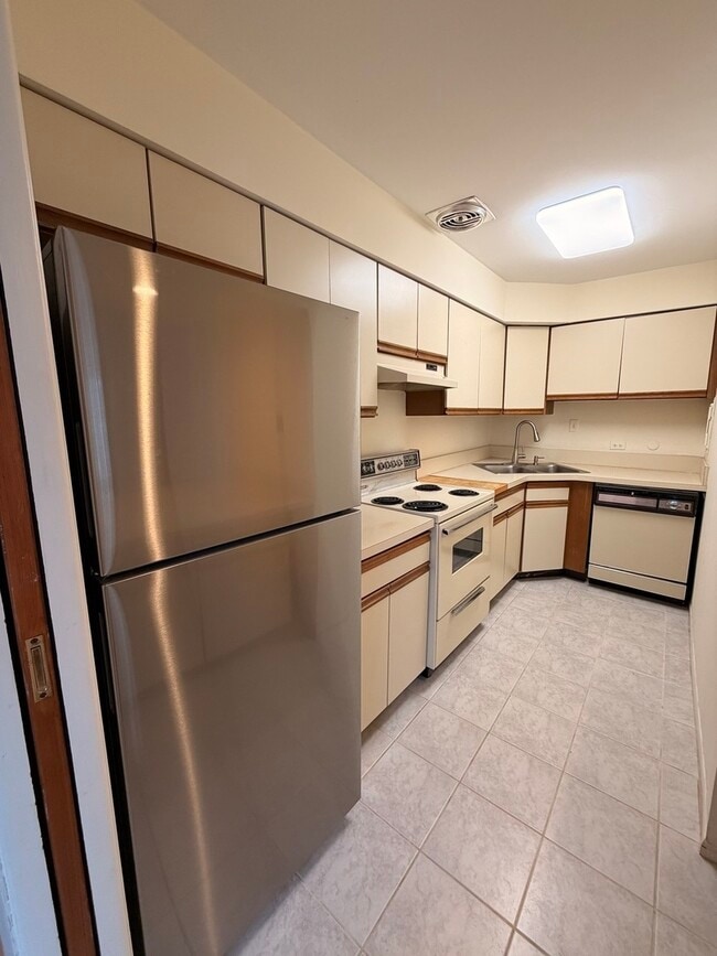 Foto del edificio - 1970 Cherry Ln