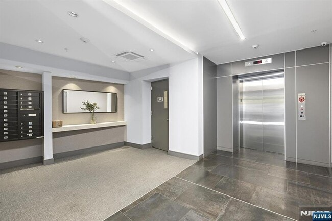 Building Photo - 6401 Park Ave