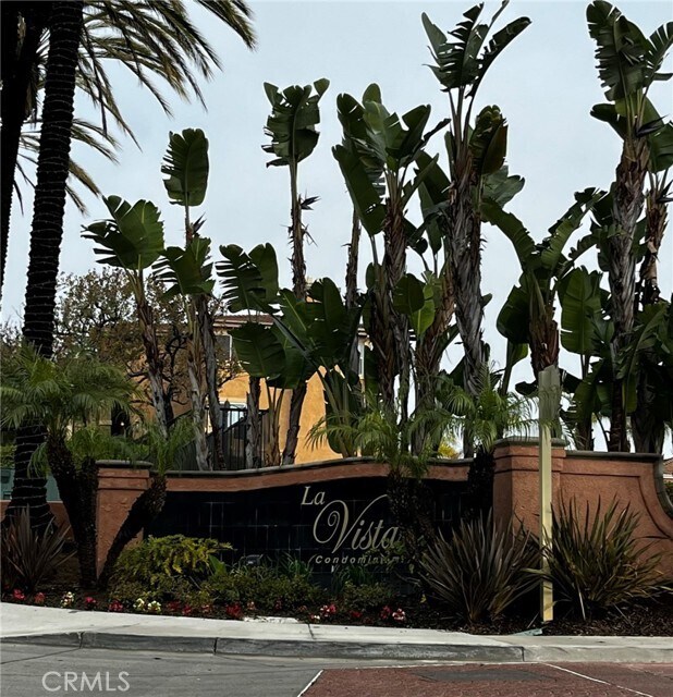 Foto del edificio - 30902 Club House Dr
