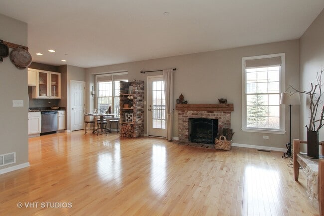 Building Photo - 51 Red Tail Dr