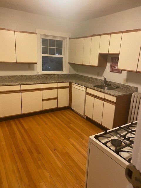 Kitchen #1 - 2nd Floor - 71 Pond St